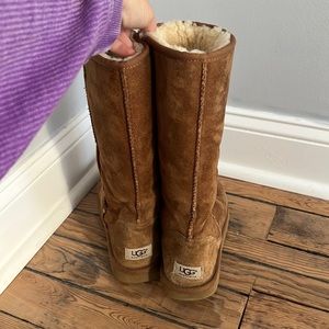 UGG boots, size 10, barely worn
